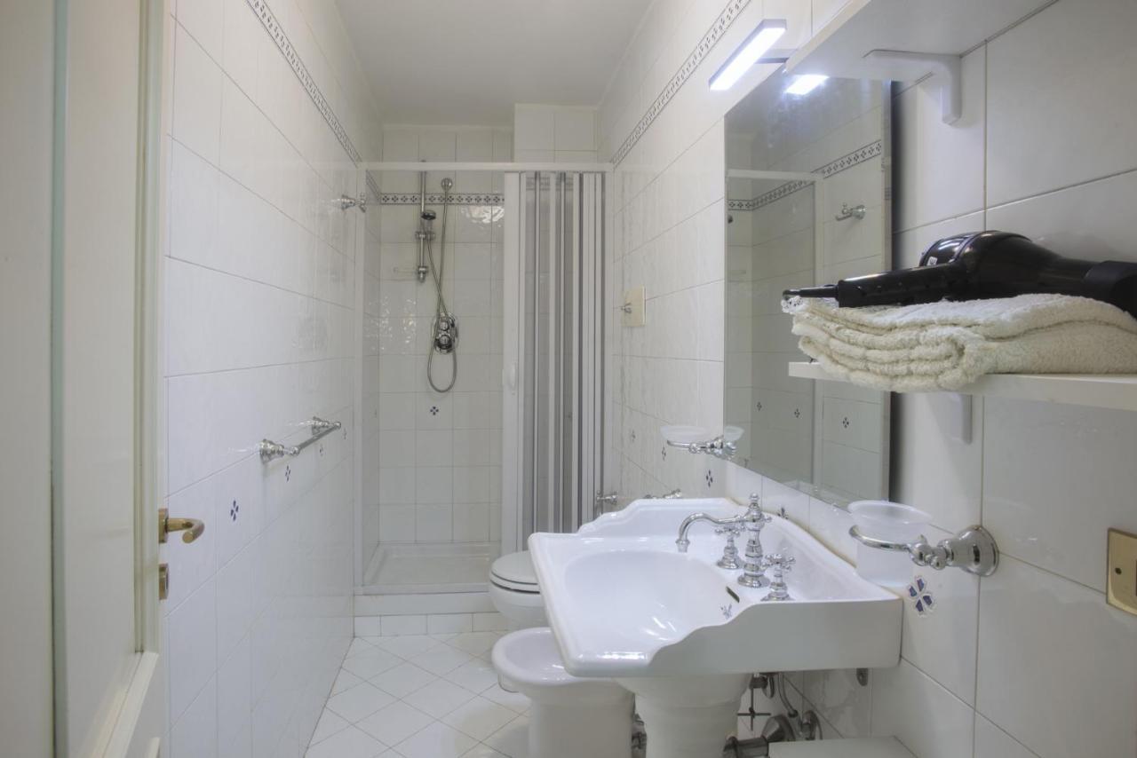 Piazza Dante Suites by Wonderful Italy Napoli Esterno foto