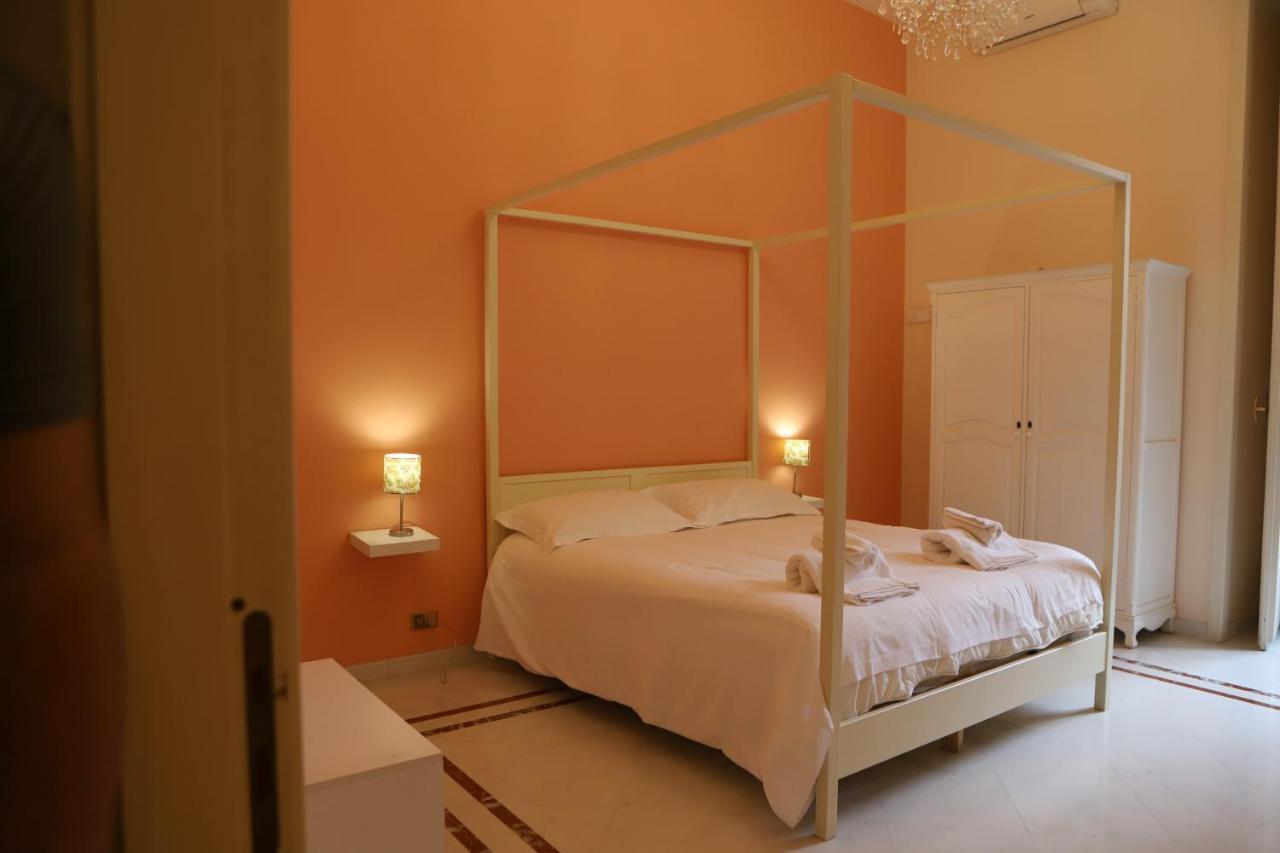Piazza Dante Suites by Wonderful Italy Napoli Esterno foto
